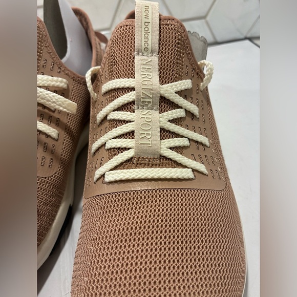 New Balance Woman’s Dynasoft Nergize Sport V2 Brown Beige Size 7 NEW Memory Sole - Picture 3 of 14